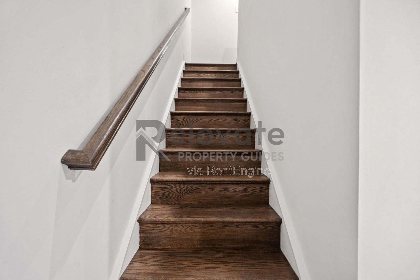 Contemporary comfort meets everyday convenience in the heart of Cosby Village! property image