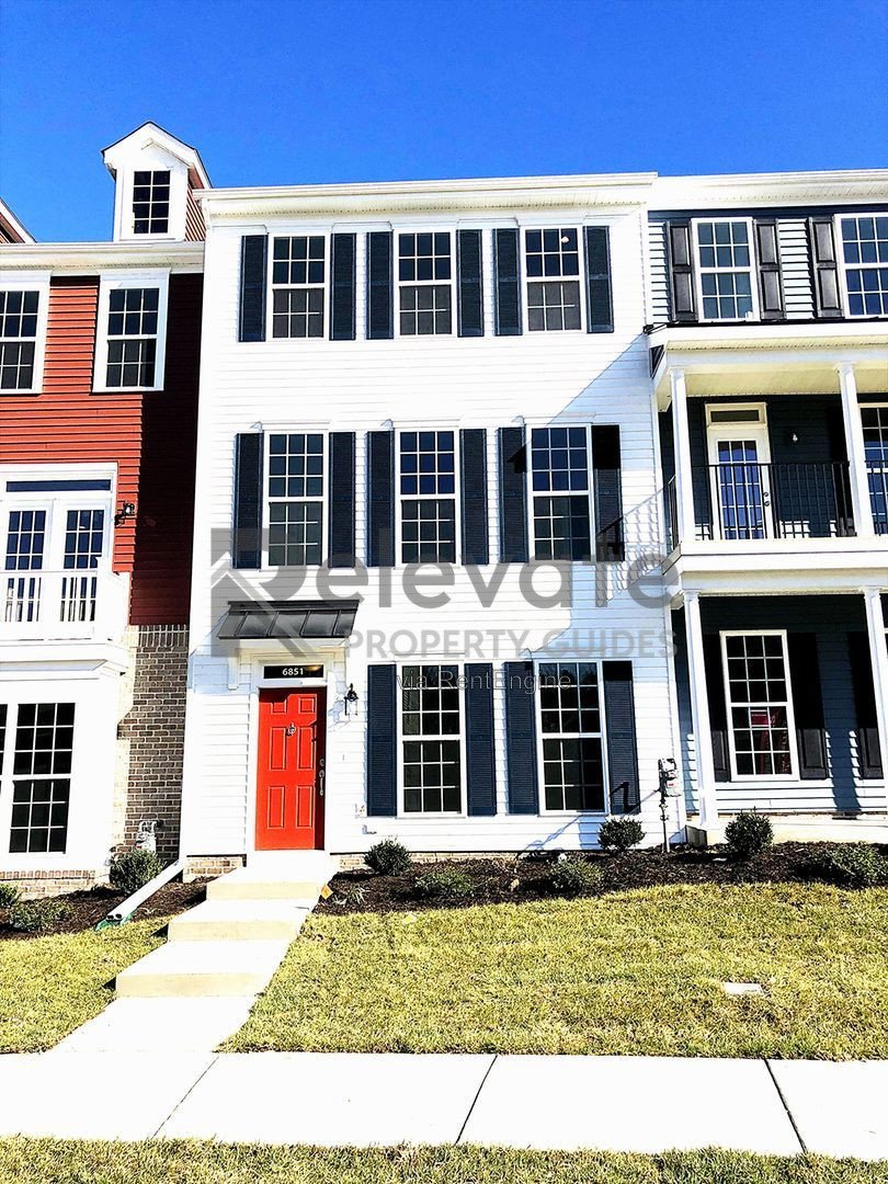 Contemporary comfort meets everyday convenience in the heart of Cosby Village! property image