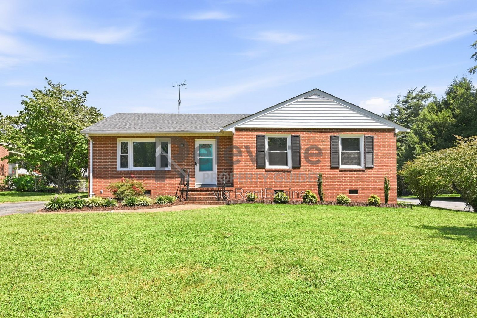 Comfort, Convenience, and Classic Northside Charm! property image