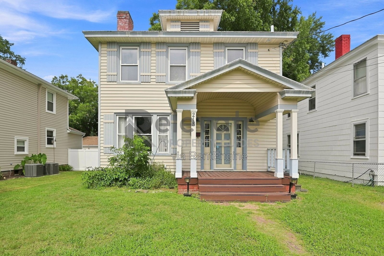 Comfort, Charm, and Convenience in Colonial Heights! property image