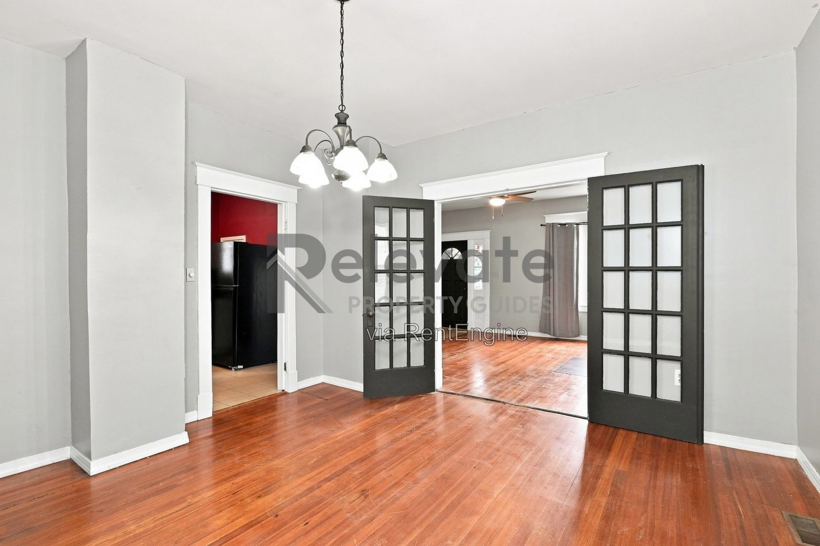 Comfort, Charm, and Convenience in Colonial Heights! property image