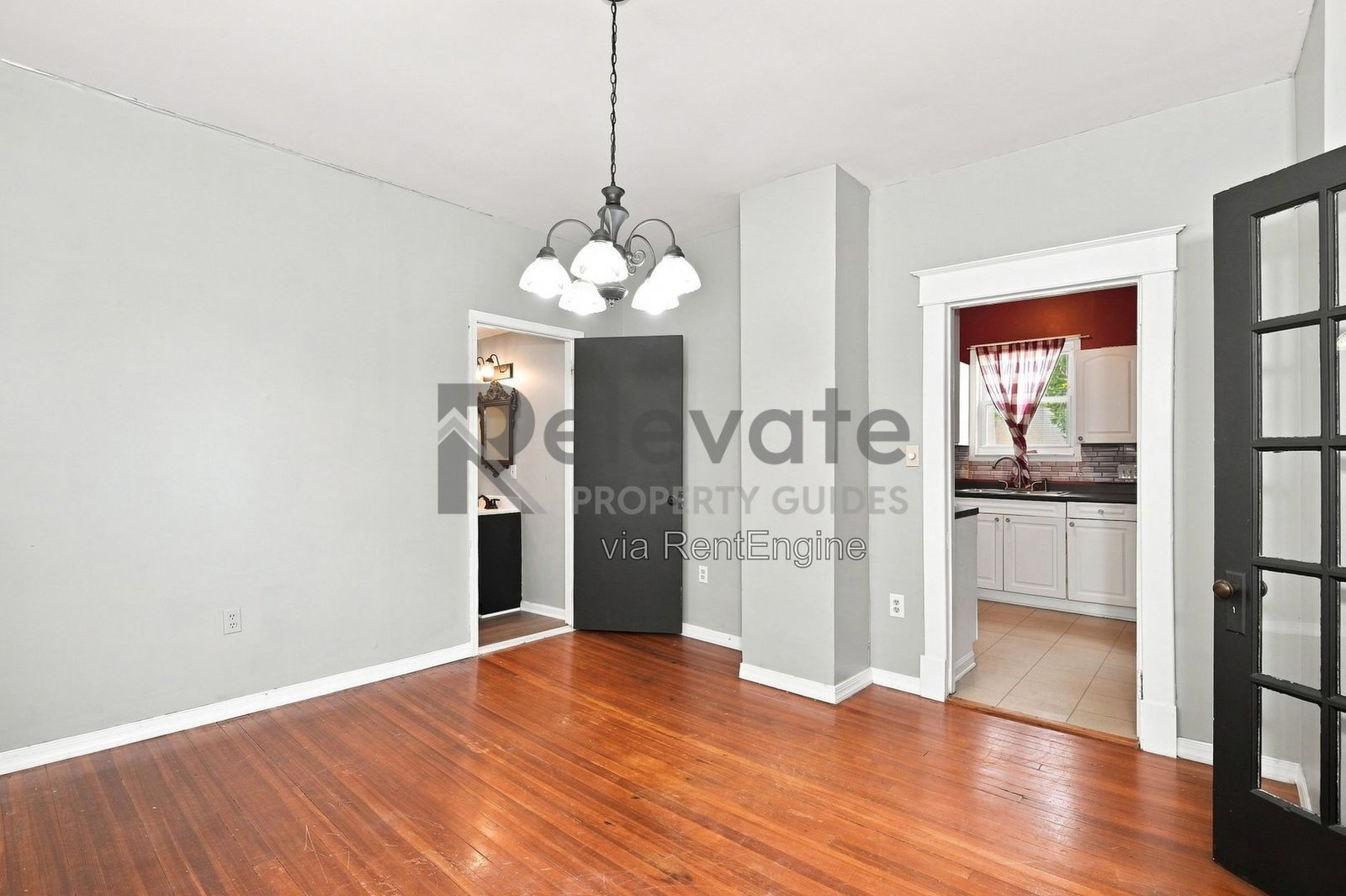 Comfort, Charm, and Convenience in Colonial Heights! property image