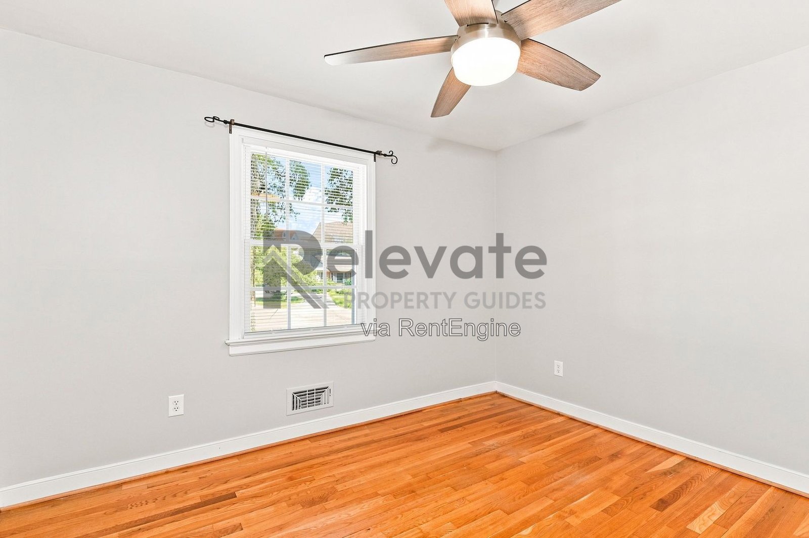Comfort, Convenience & West End Living Await! property image