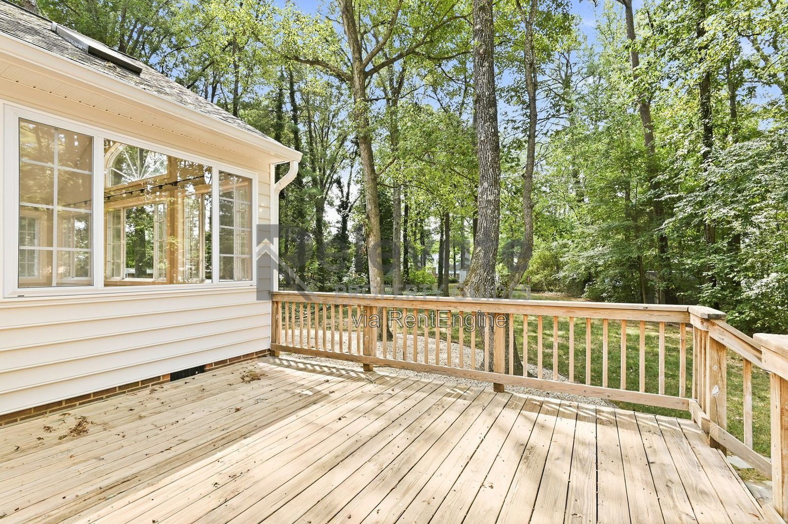 Comfort, Convenience & West End Living Await! property image