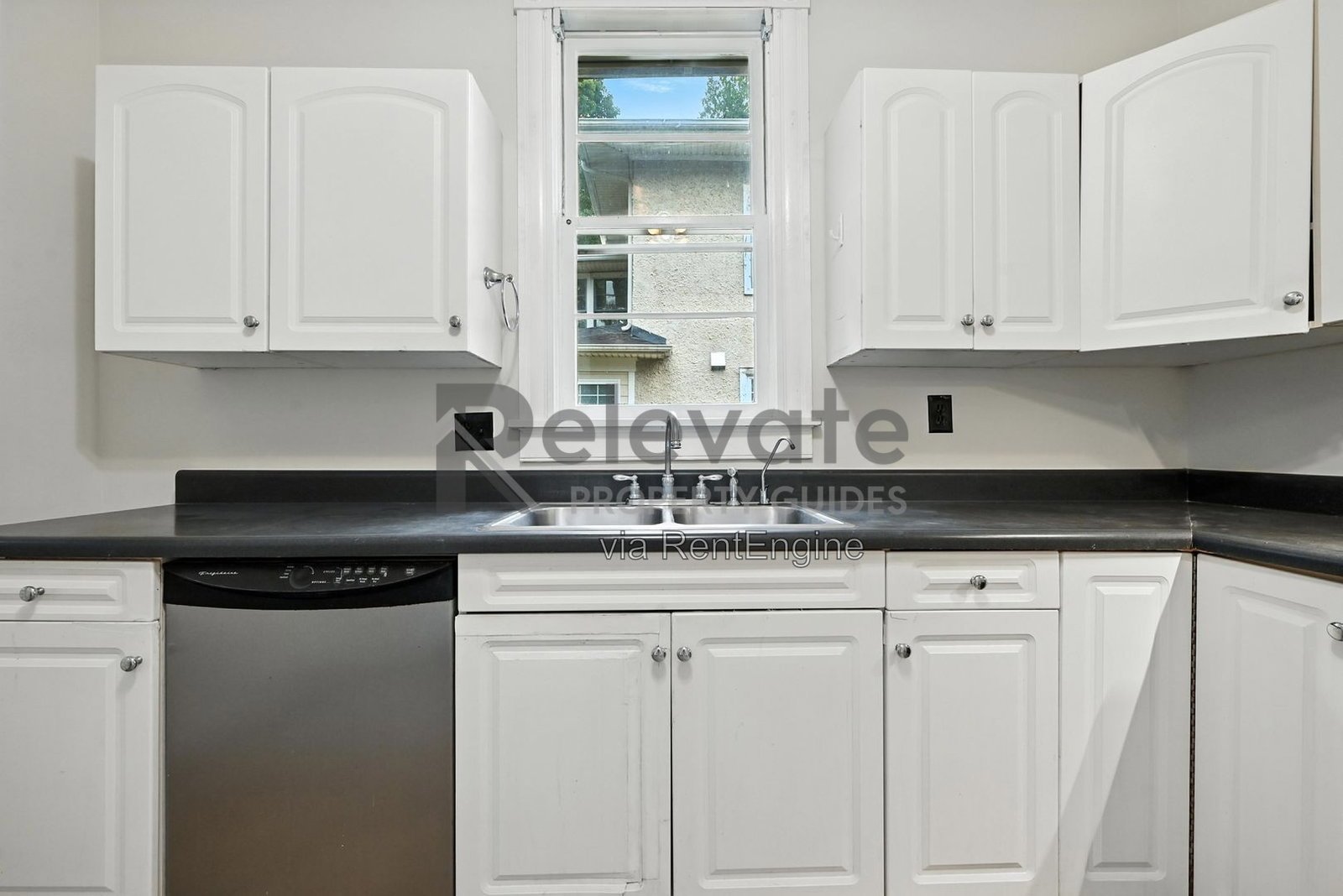 Classic Charm Meets Modern Comfort in Woodland Heights! property image