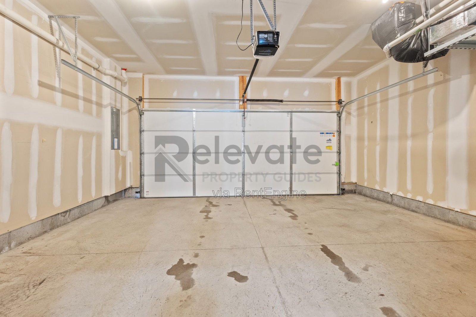Modern Comfort Meets Rooftop Living in the Heart of Rocketts Landing! property image