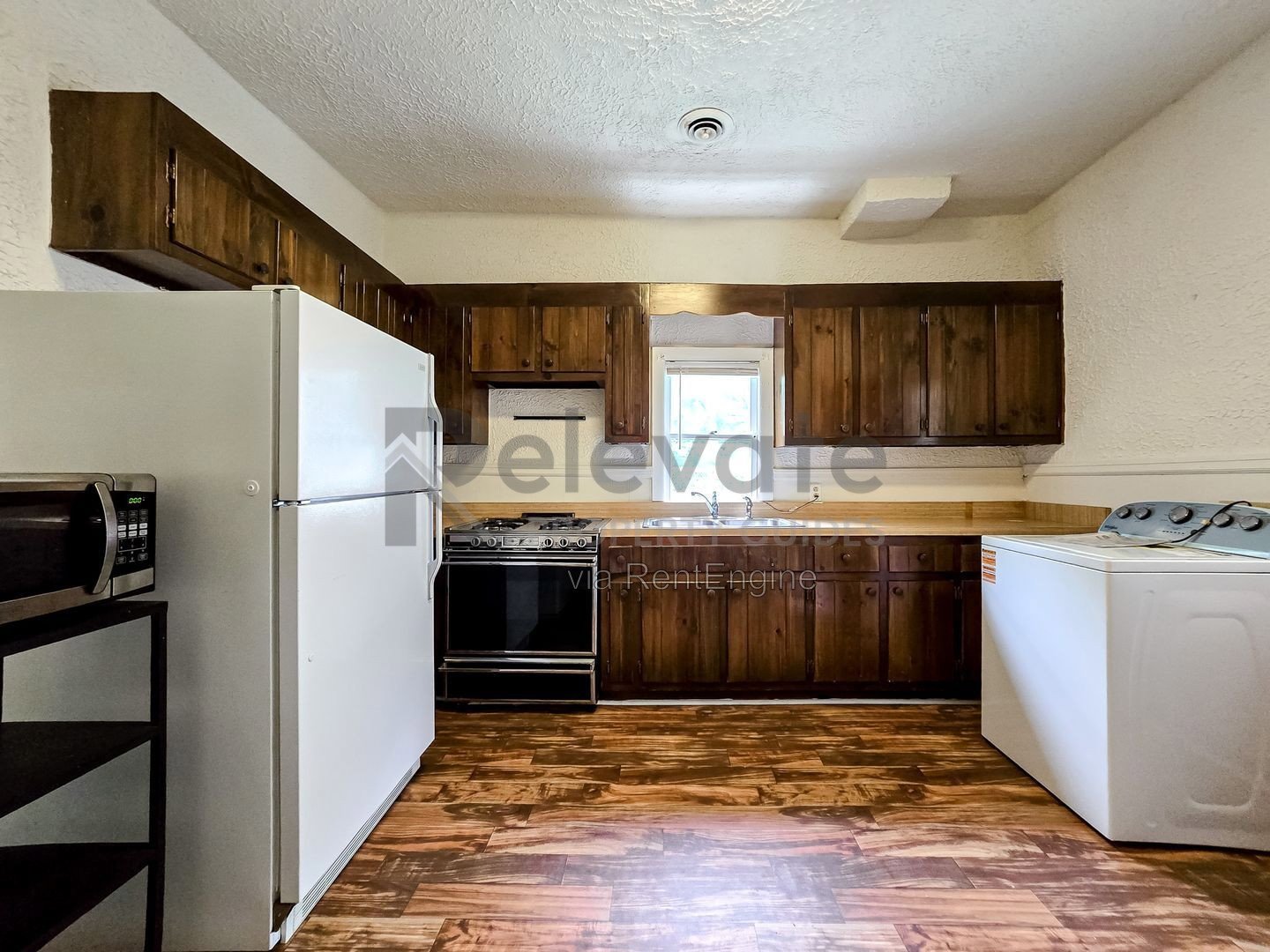 Charming Richmond Home with a Fenced Yard! property image