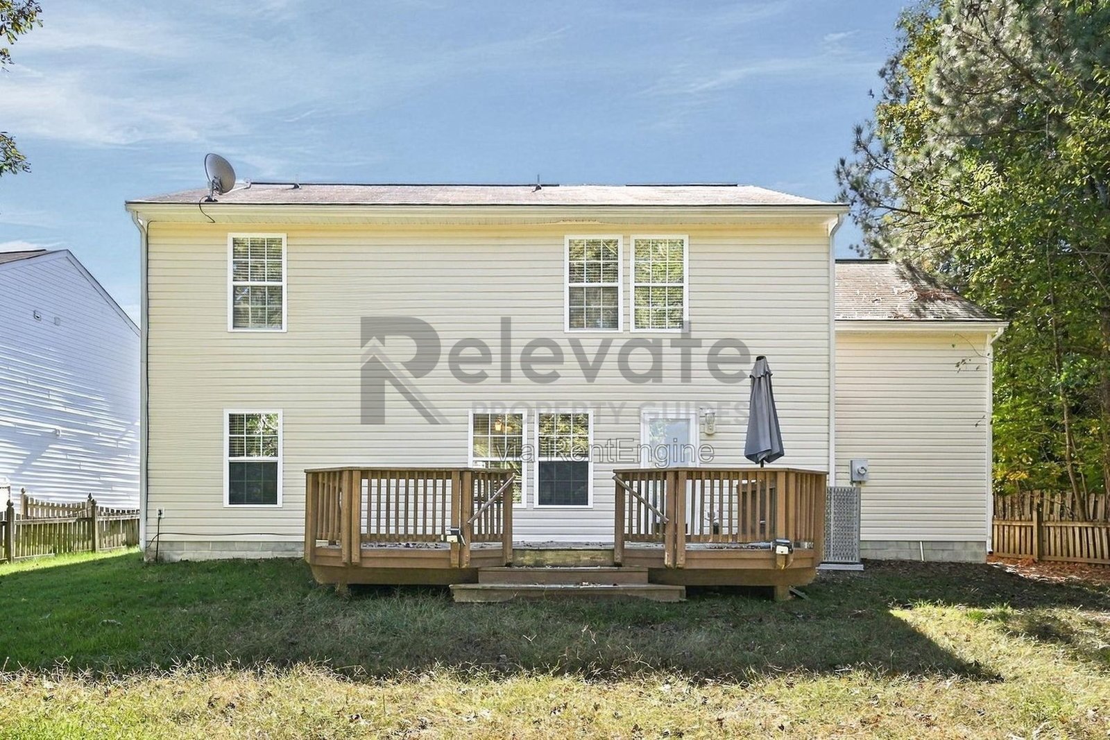 Spacious Chesterfield Home with Fenced Backyard, Home Office & Community Amenities! property image