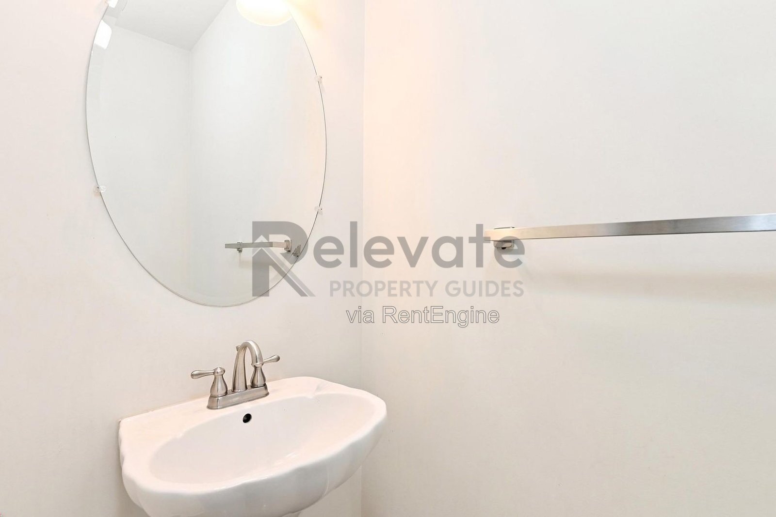 Spacious 4-Bedroom Townhome in Richmond's Fan District property image