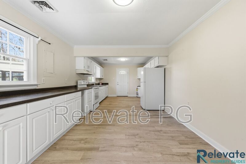 Beautiful Lakeside Home property image