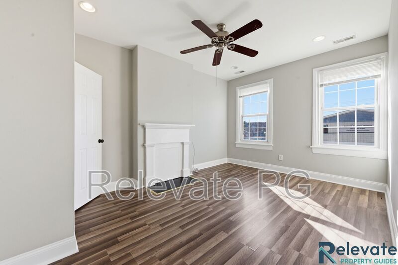 Urban convenience with neighborhood charm! property image