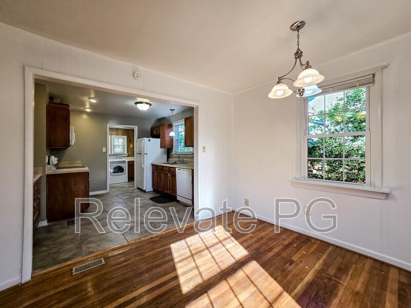 Comfortable living in a quiet convenient location! property image